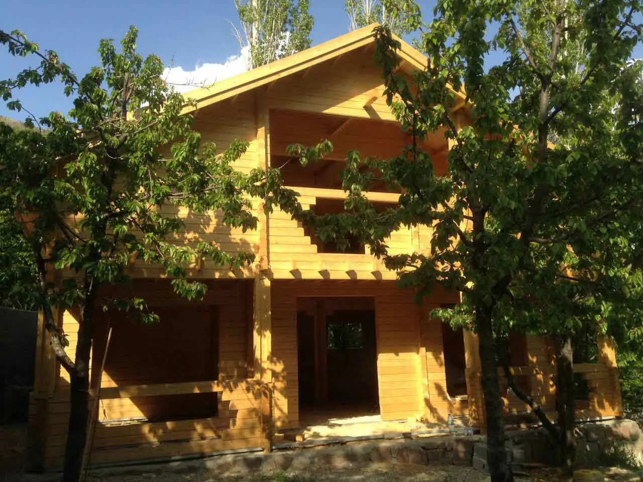 پروژه ساخت ویلا چوبی در رودهن